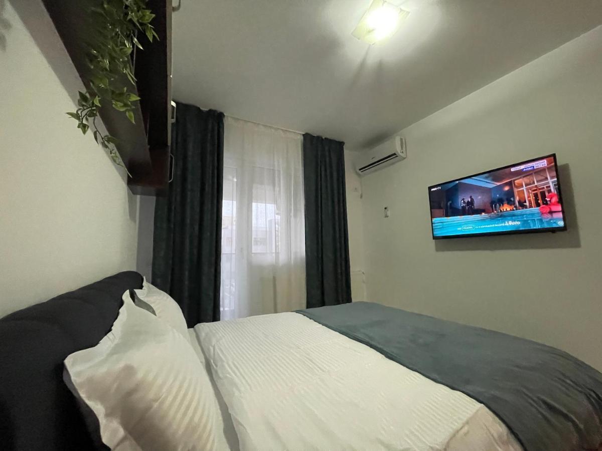 Ferienwohnung Apartament Centru Palas Mall Iasi Exterior foto