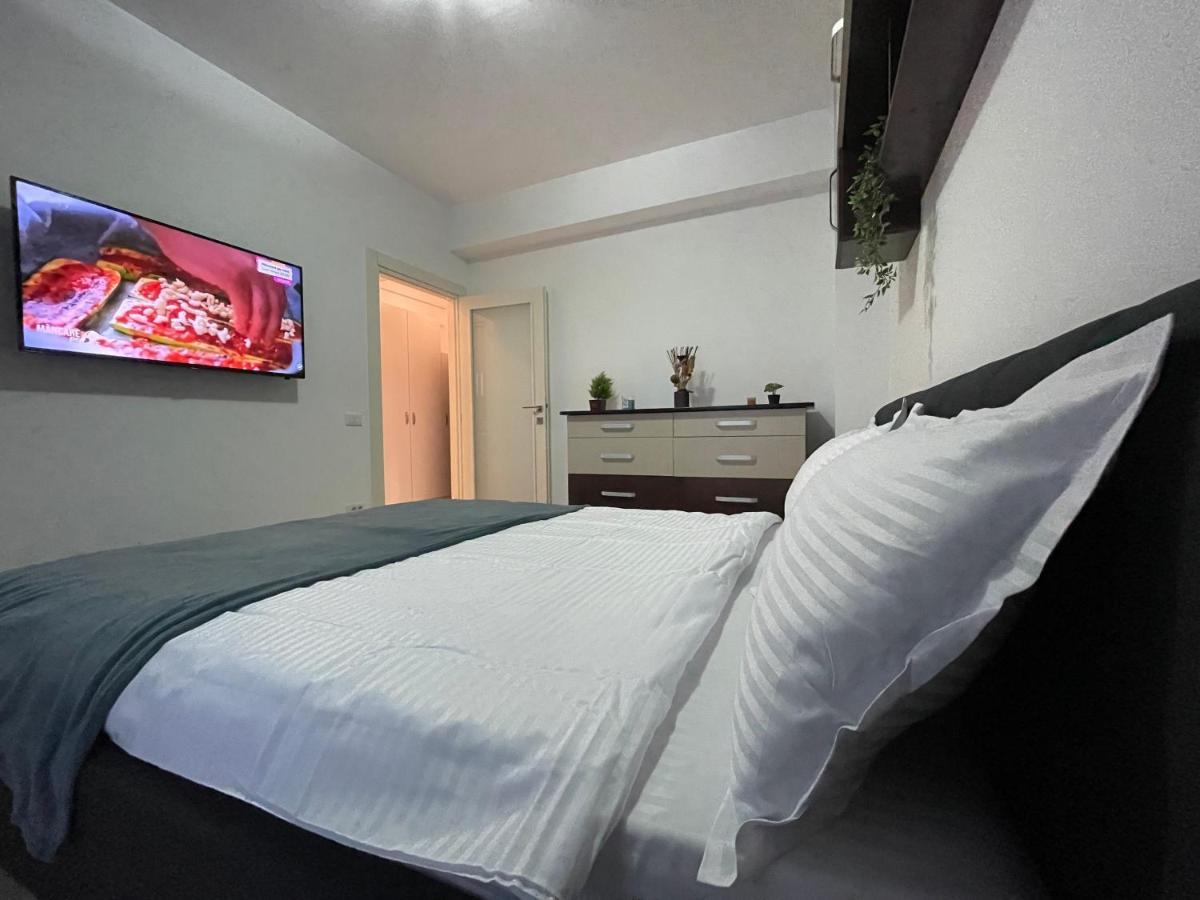 Ferienwohnung Apartament Centru Palas Mall Iasi Exterior foto